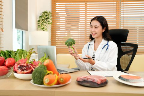 Нутрициолог с нуля: базовый онлайн мастер‑класс